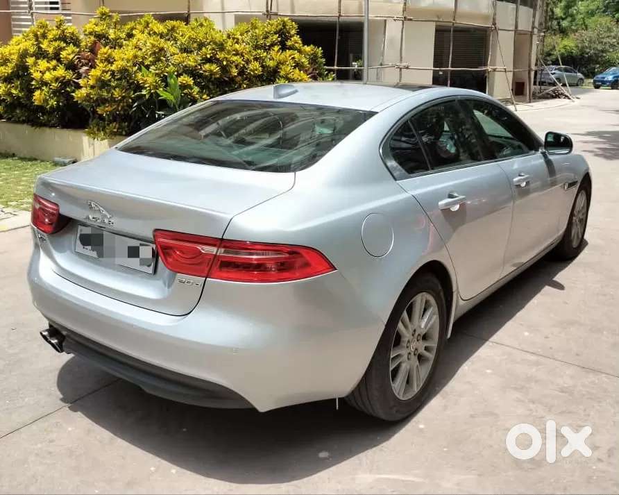 Jaguar Xe Prestige, 2017, Petrol