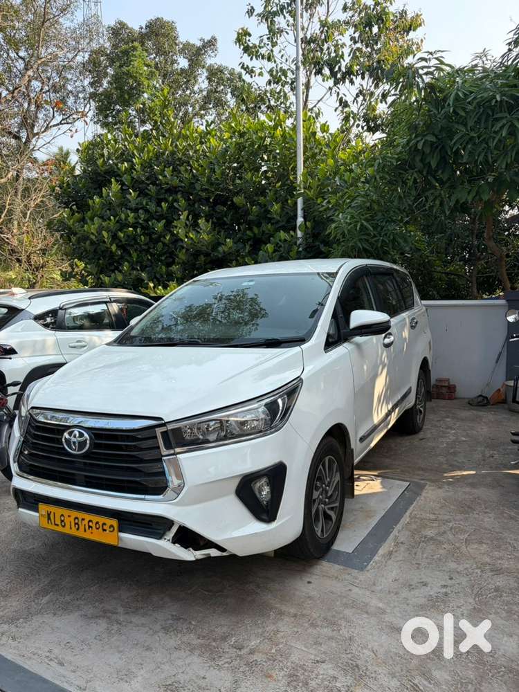 Toyota Innova Crysta 2022 Diesel Well Maintained
