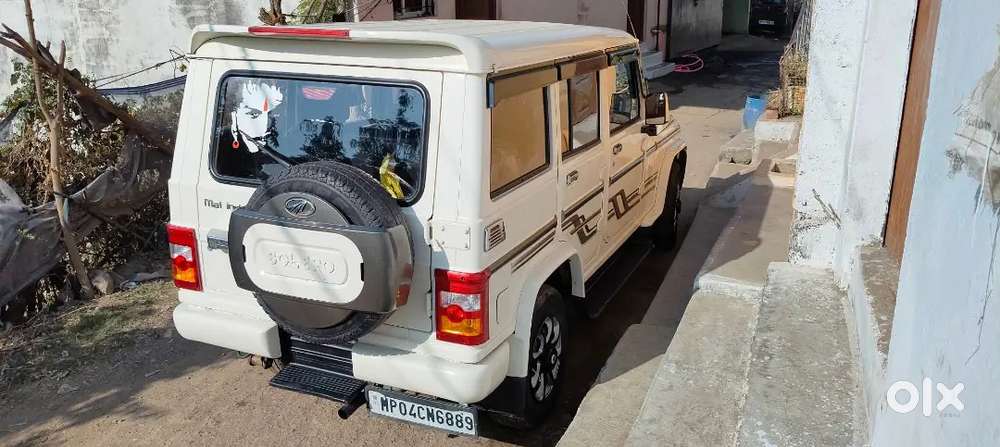Mahindra Bolero Neo 2015