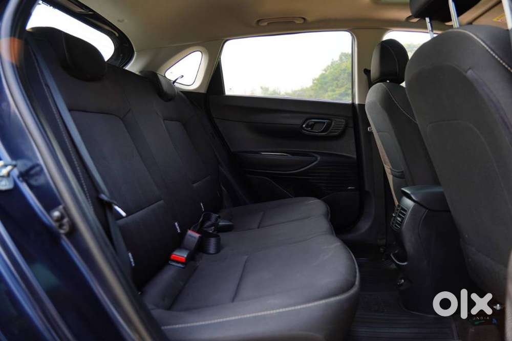 Hyundai I20 Petrol Asta, 2023, Petrol