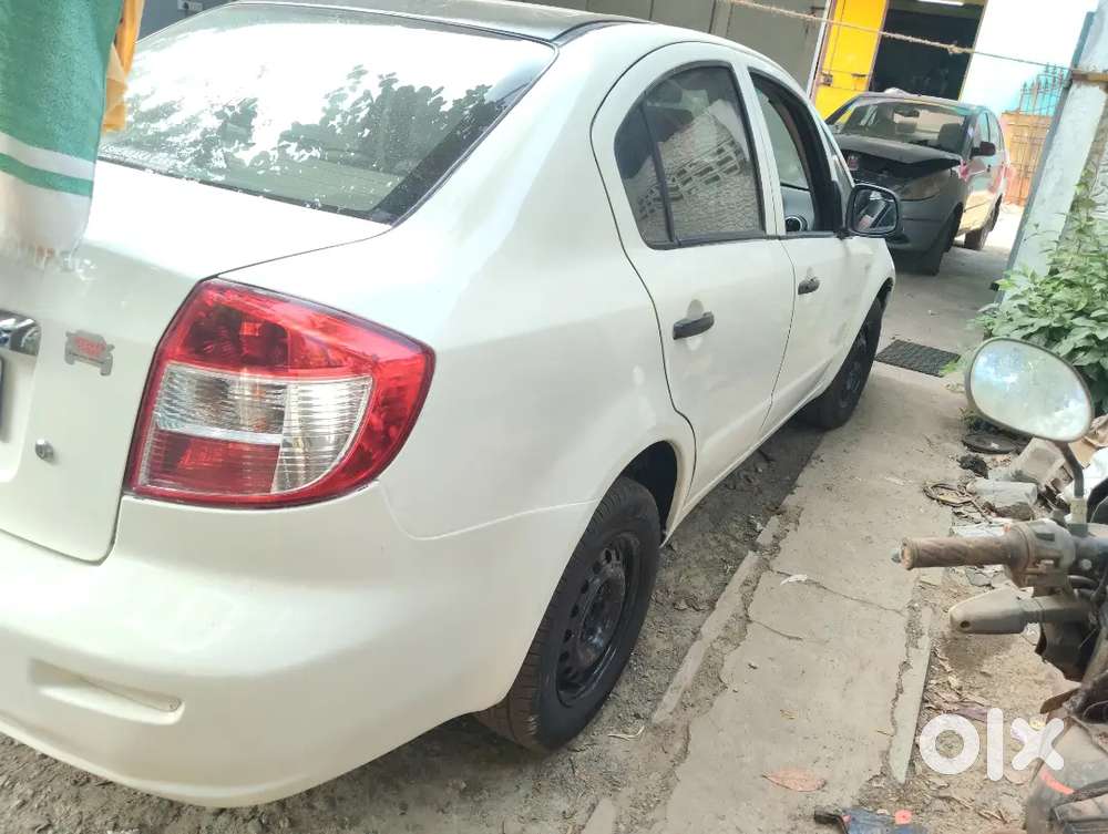 Maruti Suzuki Sx4 Petrol 2012