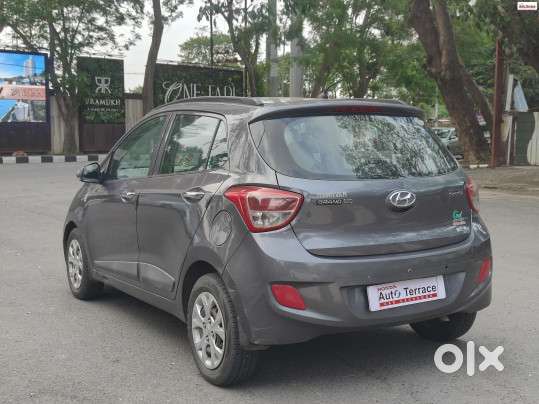 Hyundai Grand I10 Sportz, 2013, Petrol