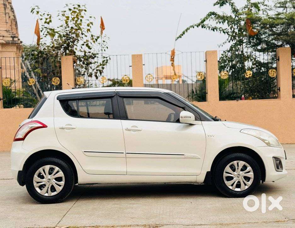 Maruti Suzuki Swift Vxi Cng, 2015, Cng & Hybrids