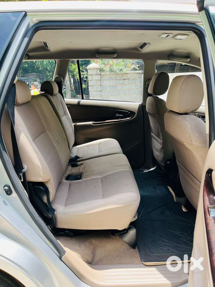 Toyota Innova 2.5 Ev Ps 8 Str Bs-iii, 2015, Diesel