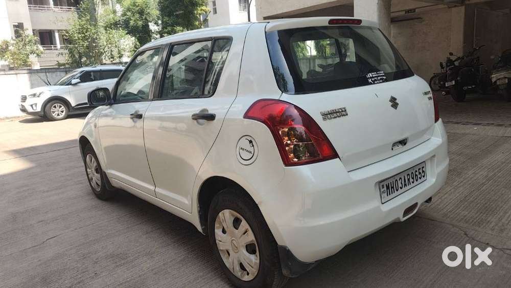 Maruti Suzuki Swift Vxi + Manual, 2010, Petrol