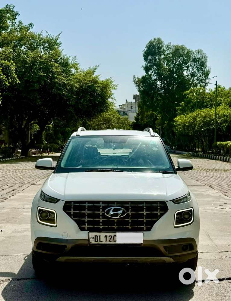 Hyundai Venue 1.0 Sx Turbo Dct, 2020, Petrol