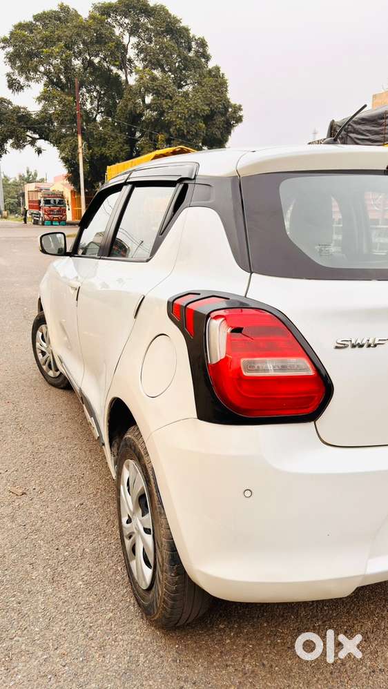 Maruti Swift Petrol Manual 2023