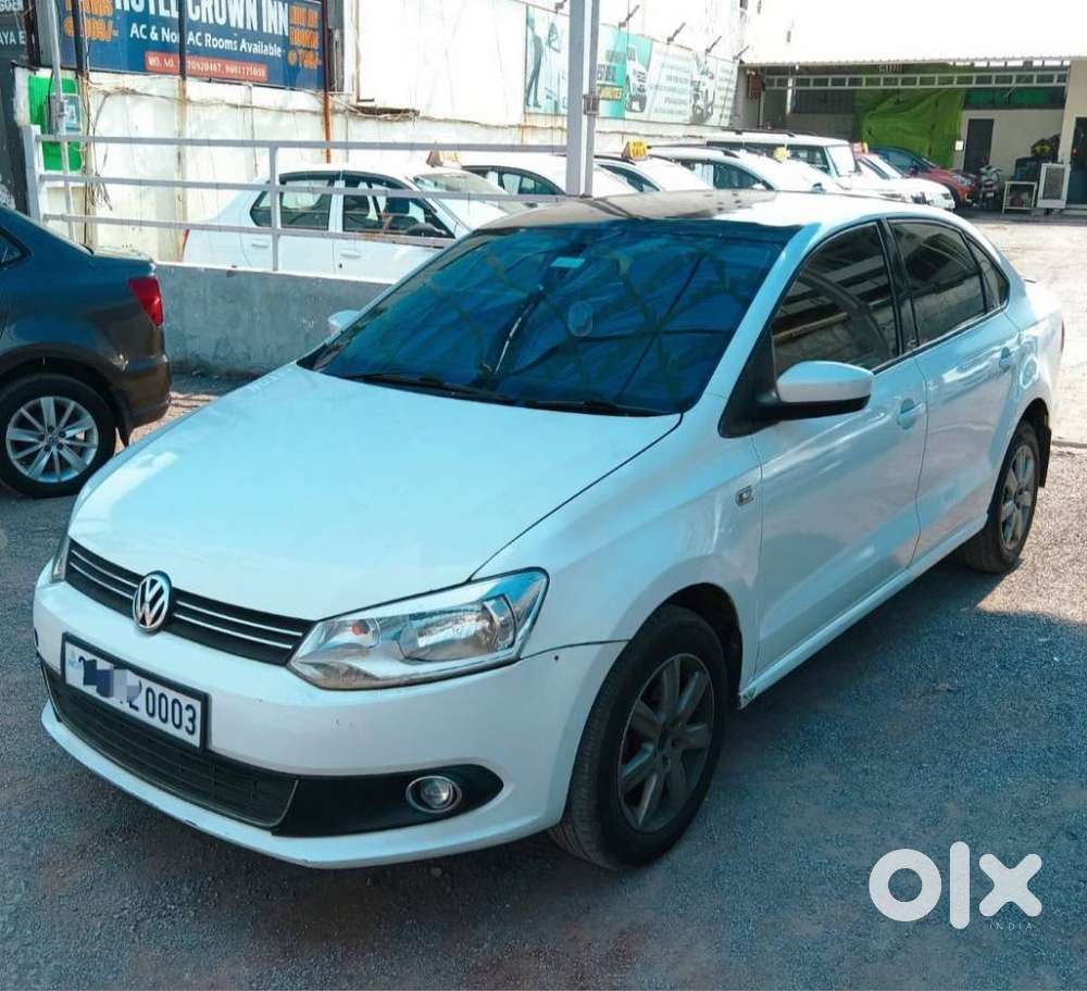 Volkswagen Vento Celeste 1.6 Highline, 2013, Diesel