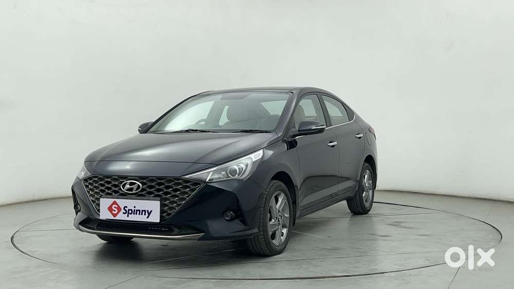 Hyundai Verna 1.5 Sx Ivt, 2023, Petrol