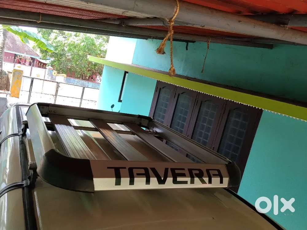 Chevrolet Tavera Neo 2