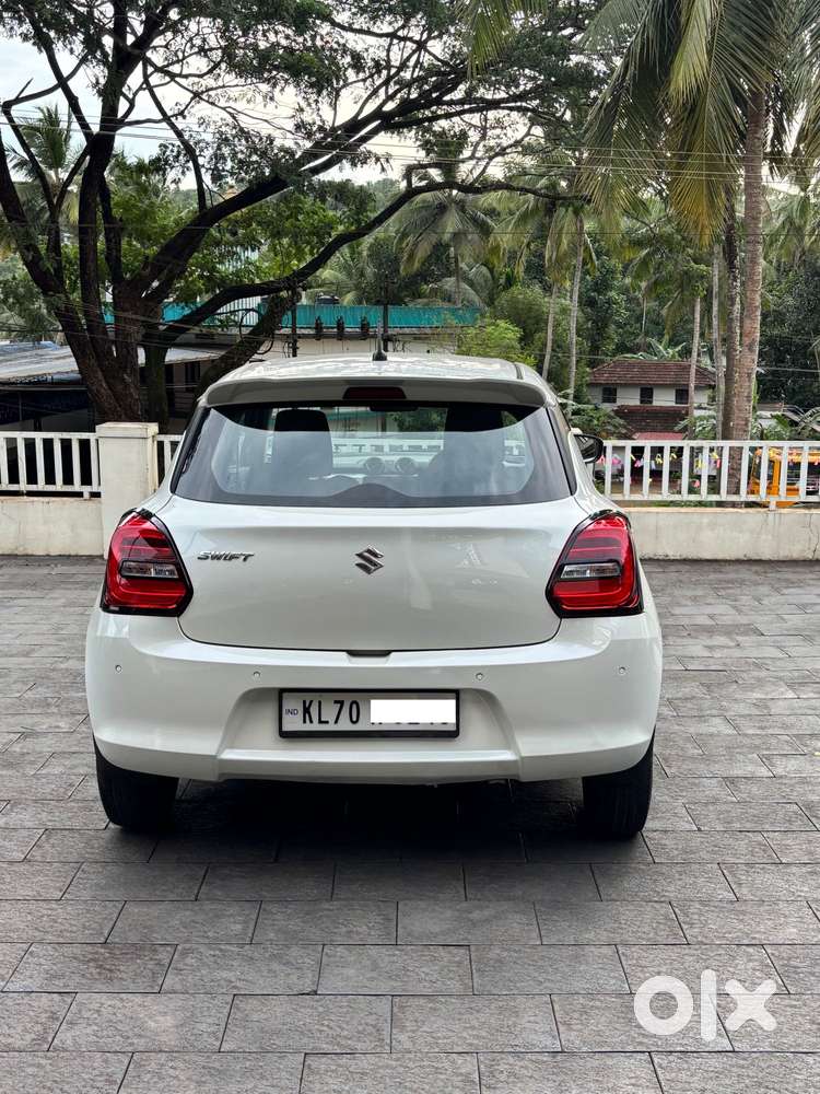 Maruti Suzuki Swift 1.2 Vxi (o), 2024, Petrol