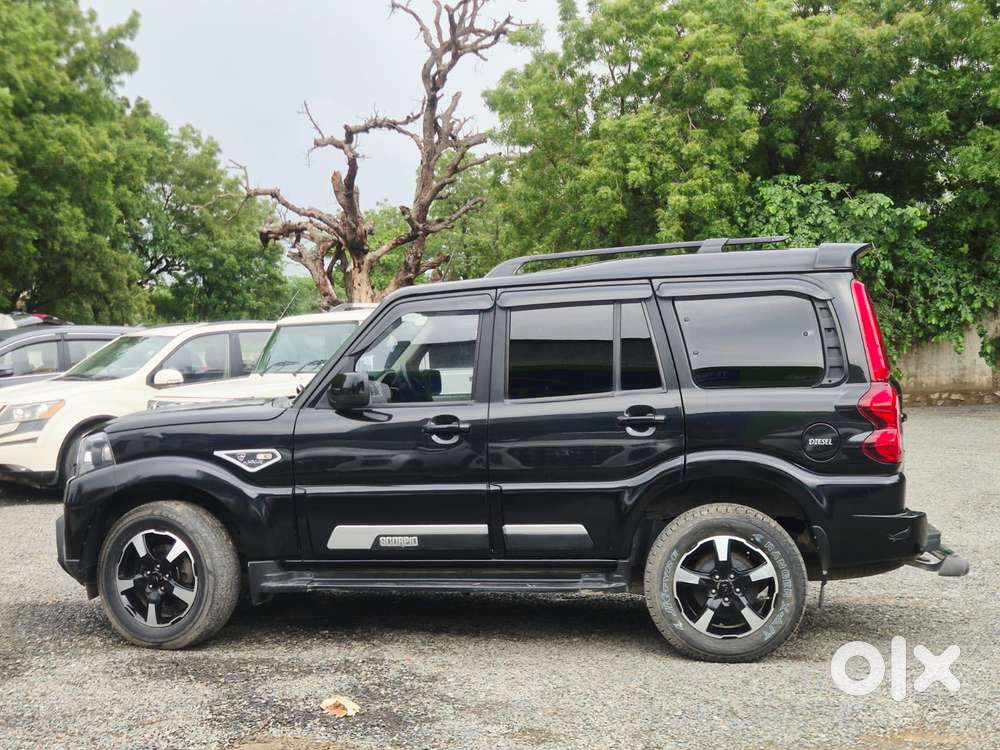Mahindra Scorpio Classic 2.2 S 11 Mt 7 Str, 2022, Diesel