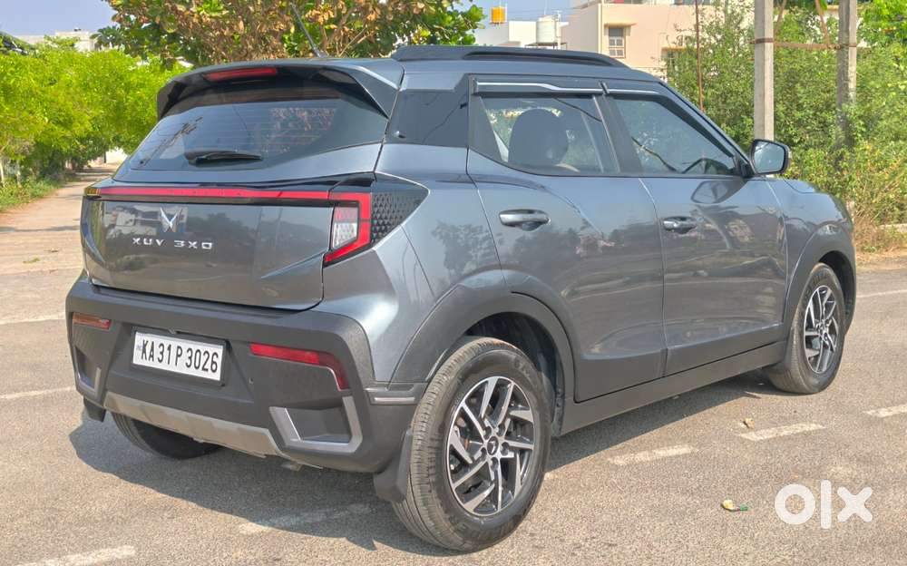 Mahindra Xuv 3xo Ax5 Ds Mt, 2024, Diesel