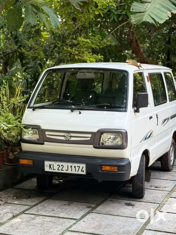 Maruti Suzuki Omni 8-seater 2016