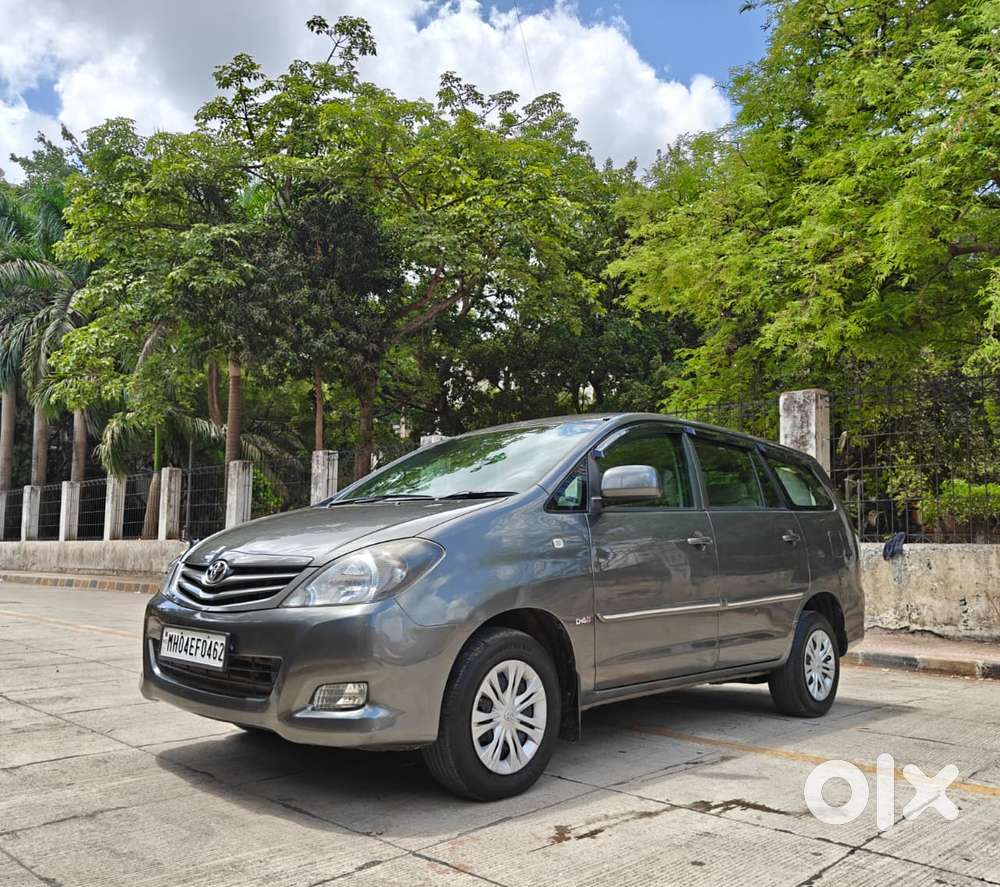 Toyota Innova 2009-2011 2.5 Gx 8 Str Bsiv, 2010, Diesel
