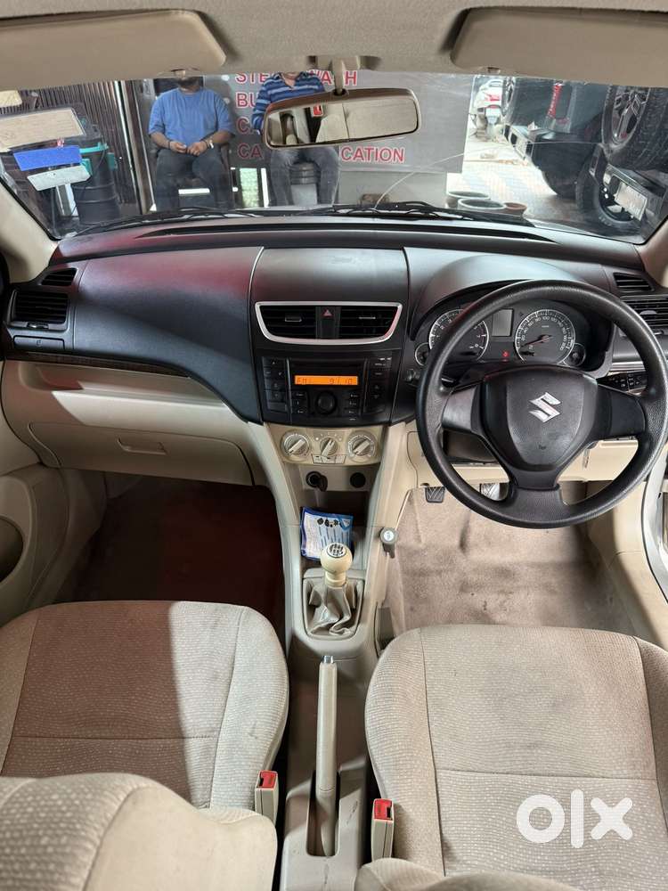 Maruti Suzuki Swift Dzire 1.2 Vxi Bsiv, 2013, Petrol