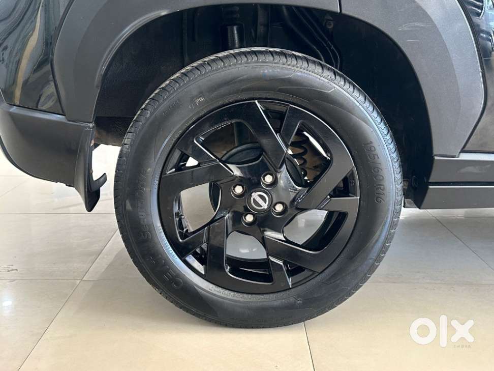 Nissan Magnite Kuro Edition 1.0 Petrol Mt, 2023, Petrol