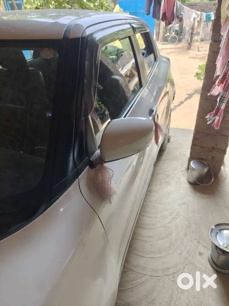 Maruti Suzuki Swift Vxi 2020