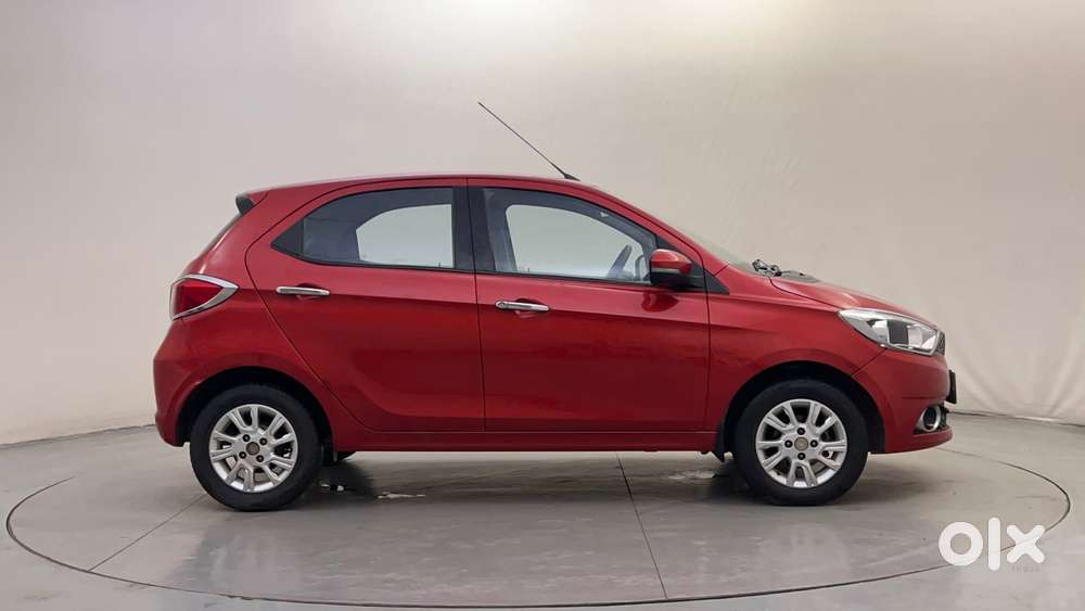 Tata Tiago Xza, 2017, Petrol