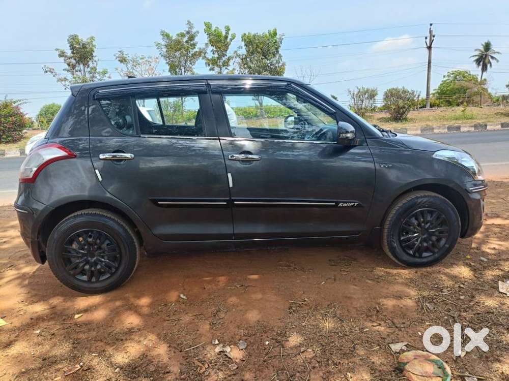 Maruti Suzuki Swift Vxi, 2017, Petrol