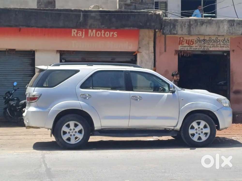 Toyota Fortuner Diesel 2010