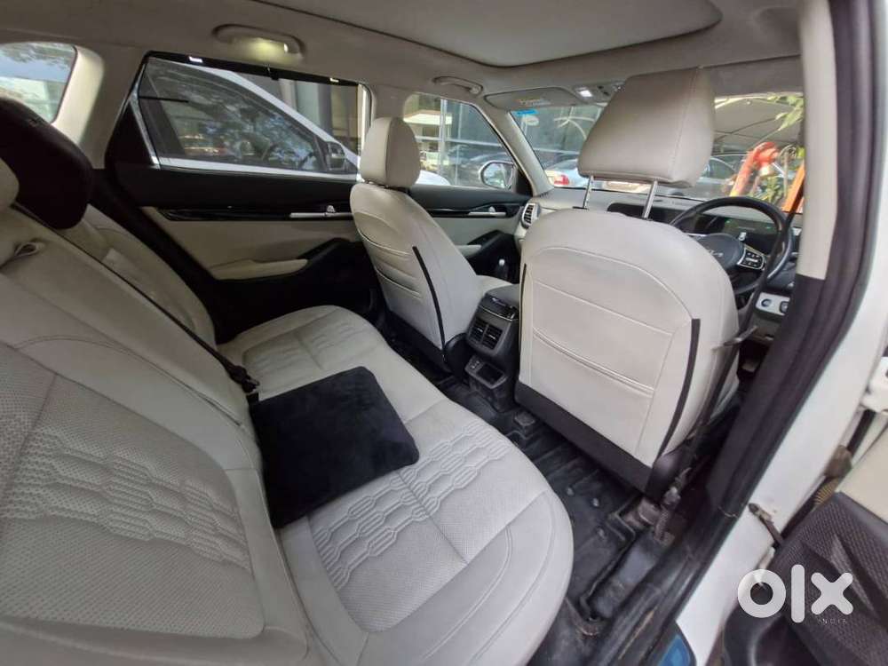 2024 Facelift Kia Seltos 1.5 Petrol With Panaromic Sunroof