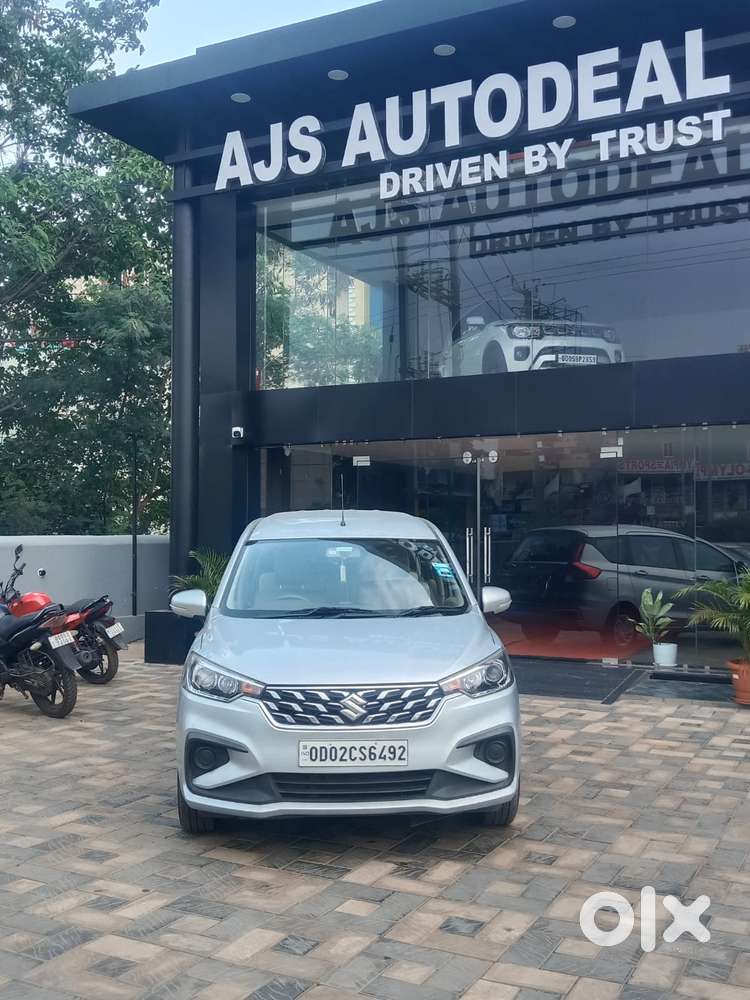 Maruti Suzuki Ertiga Vxi At Petrol, 2024, Petrol