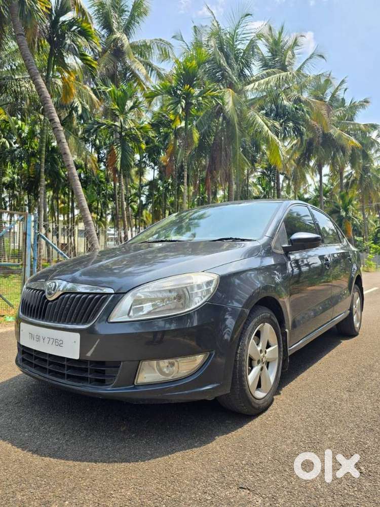 Skoda Rapid 2013-2016 1.5 Tdi At Ambition With Alloy Wheel, 2016, Di..
