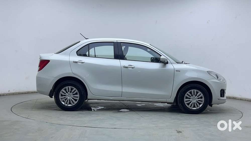 Maruti Suzuki Dzire 1.2 Vxi Amt, 2017, Petrol