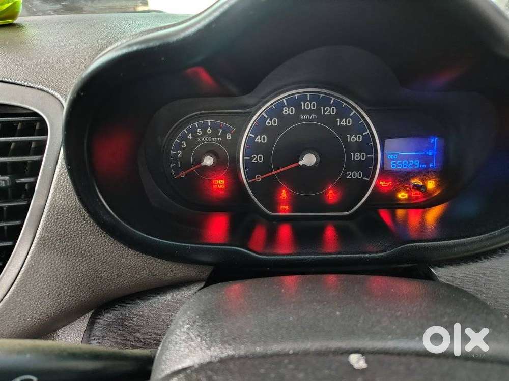 Hyundai I10 Sportz, 2012, Petrol