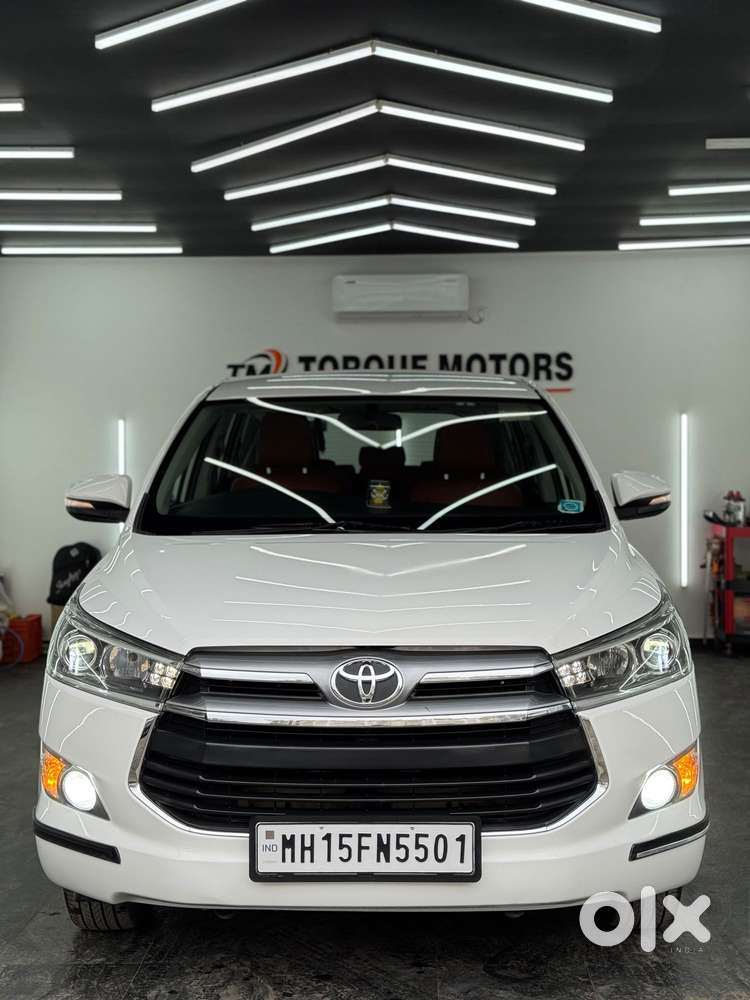 Toyota Innova Crysta 2.4 V, 2016, Diesel