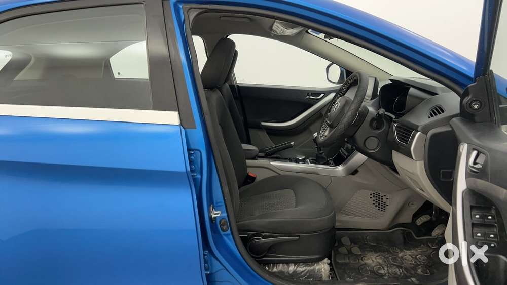 Tata Nexon 1.2 Revotron Xz Plus, 2018, Petrol