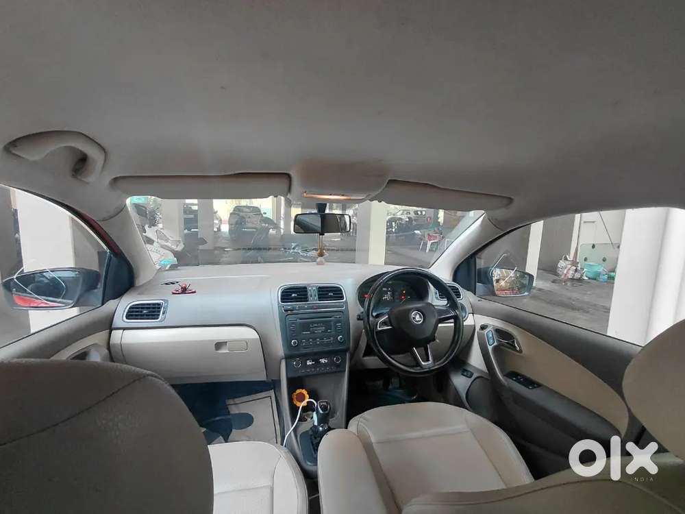 Skoda Rapid Elegance 2015 Diesel Plus