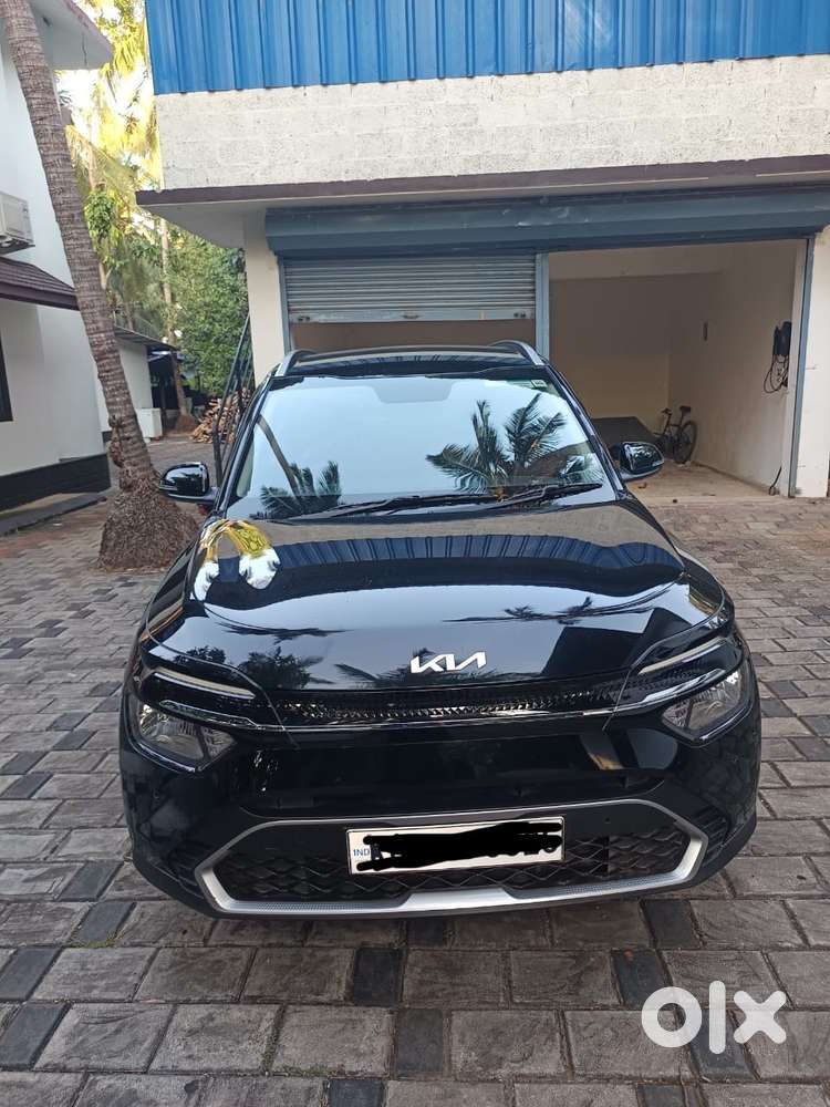 Kia Carens 2022 Diesel 30000 Km Driven