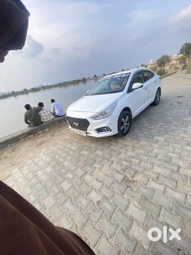 Hyundai Verna Crdi Manual 2020  Sunroof + Push Button Start