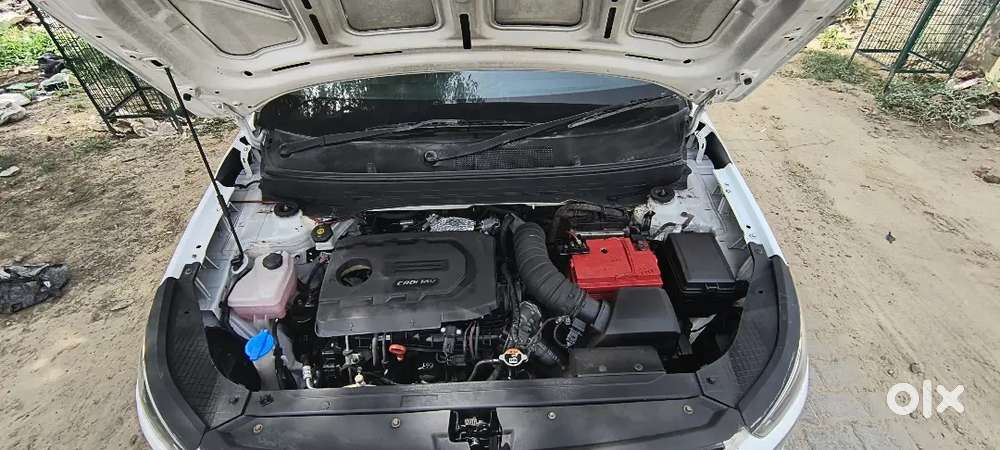 Hyundai Venue Diesel 2021 Manual 80000 Km Driven