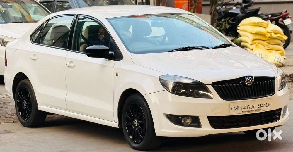Skoda Rapid Elegance 1.6 Mpfi At, 2015, Petrol