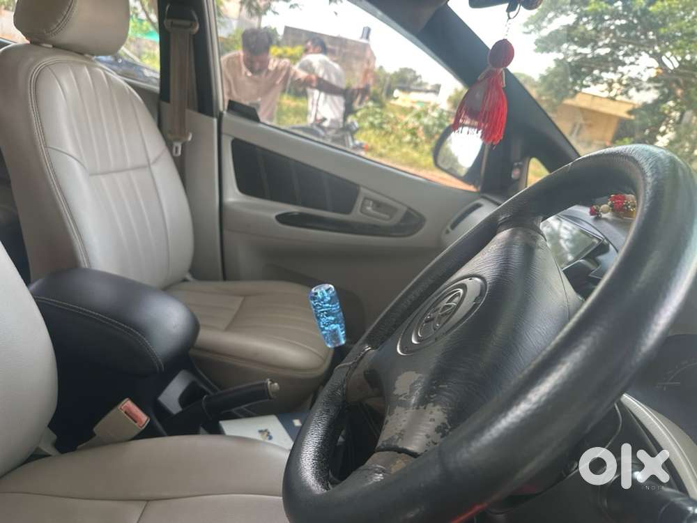 Toyota Innova Diesel 2010 Year