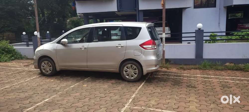 Maruti Ertiga Vxi 2017