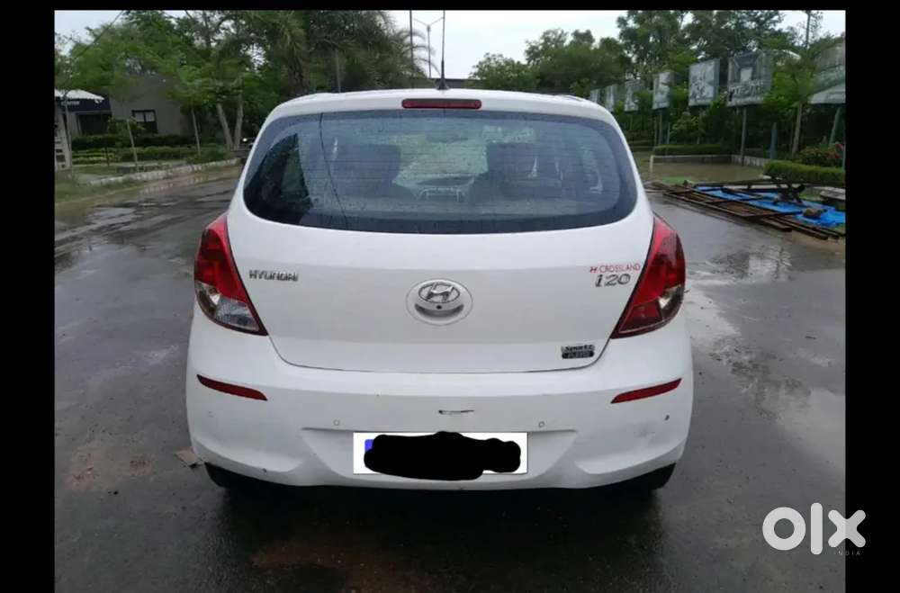 Hyundai I20, Dec 2013, Petrol, Well Maintained, 1st Owner, 99000 Kms