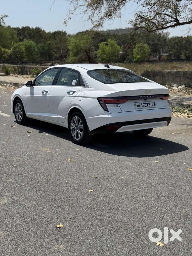 Hyundai Verna 1.5 Sx Petrol Mt, 2025, Petrol