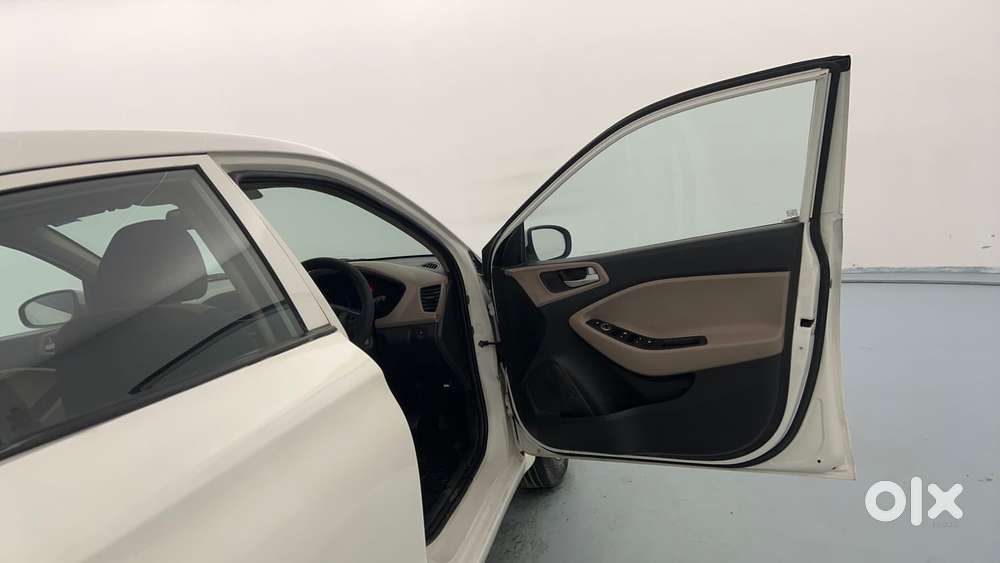 Hyundai Elite I20 [ ] 1.2 Sportz, 2015, Petrol