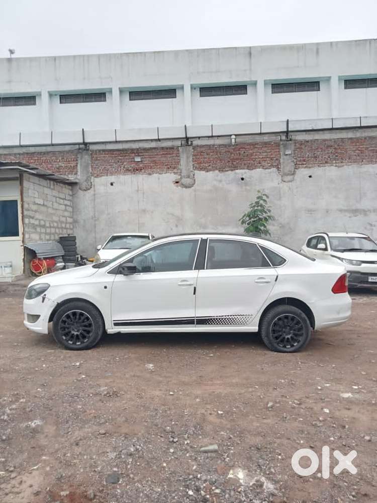 Skoda Rapid Diesel 2015