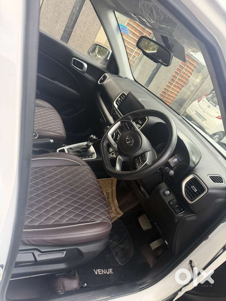 Hyundai Venue 1.0 Sx Turbo Dct, 2021, Petrol
