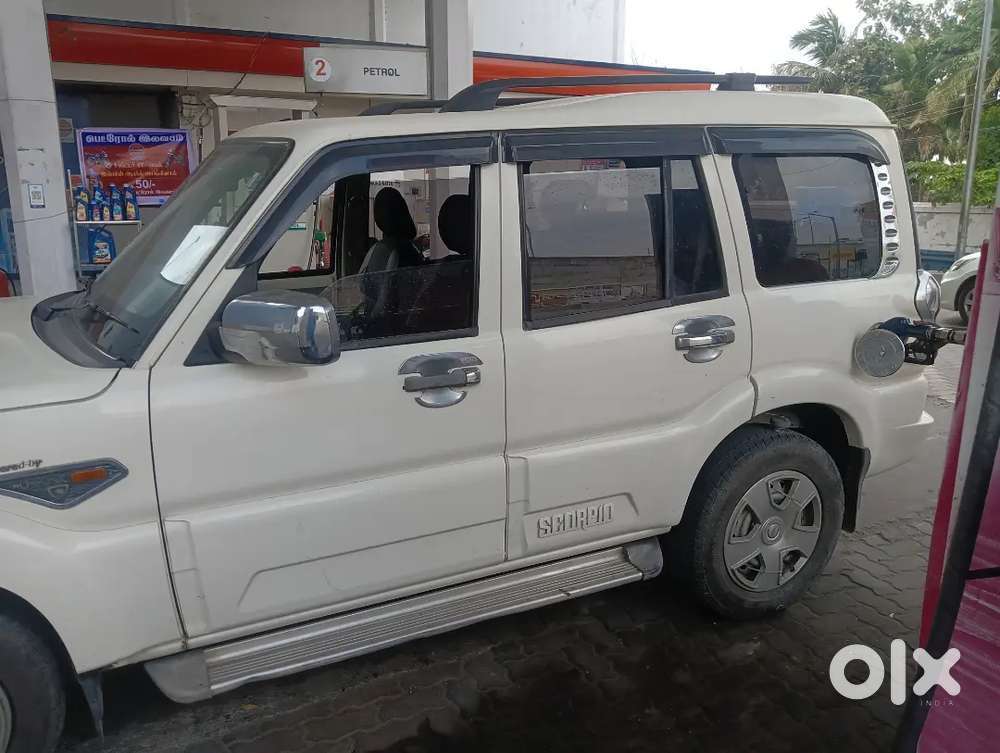 Mahindra Scorpio 2015 Diesel 88000 Km 2nd Owner