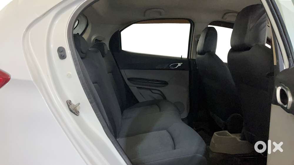 Tata Tiago 1.2 Revotron Xz, 2018, Petrol