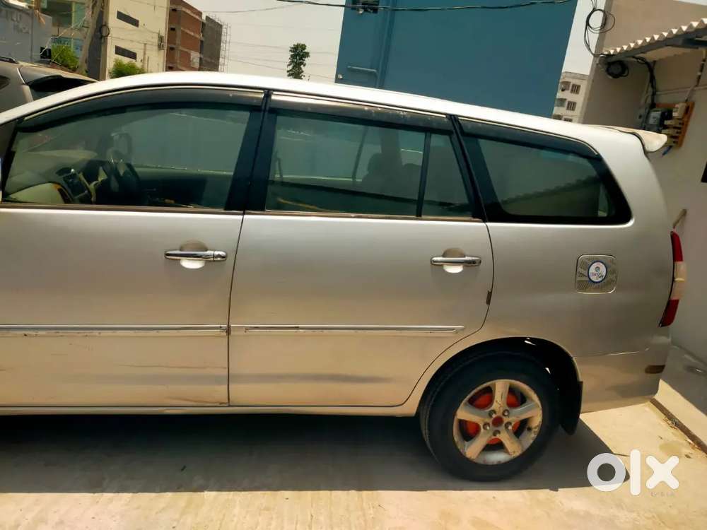 Toyota Innova 2.5 Vx 2010