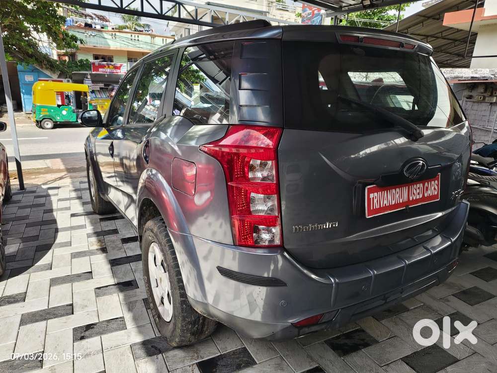 Mahindra Xuv500 W8, 2012