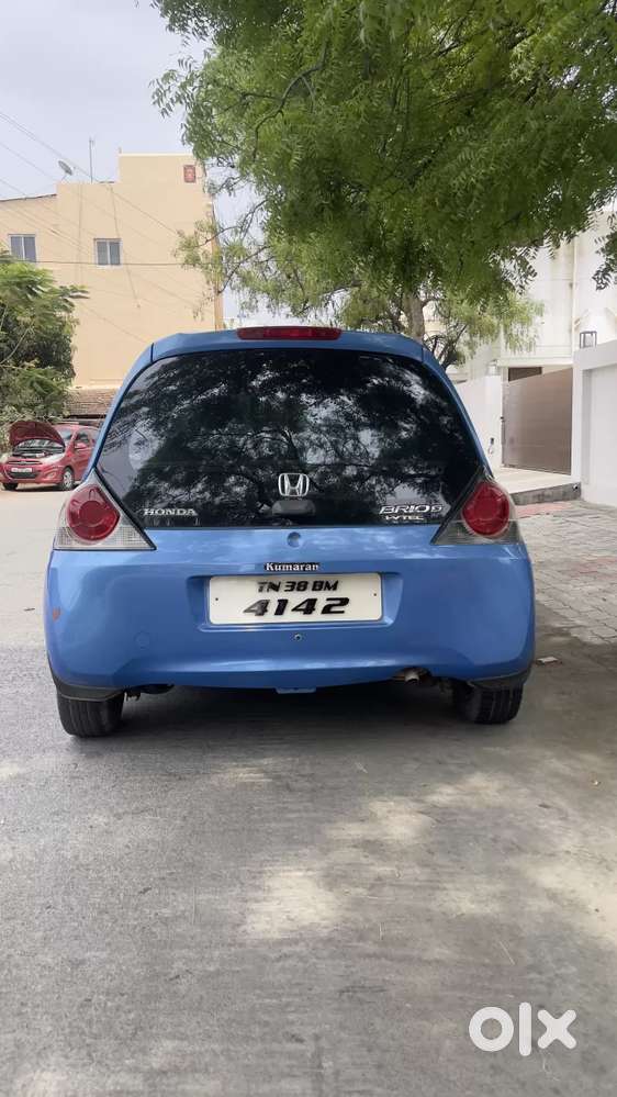 Honda Brio V Automatic, 2012, Petrol