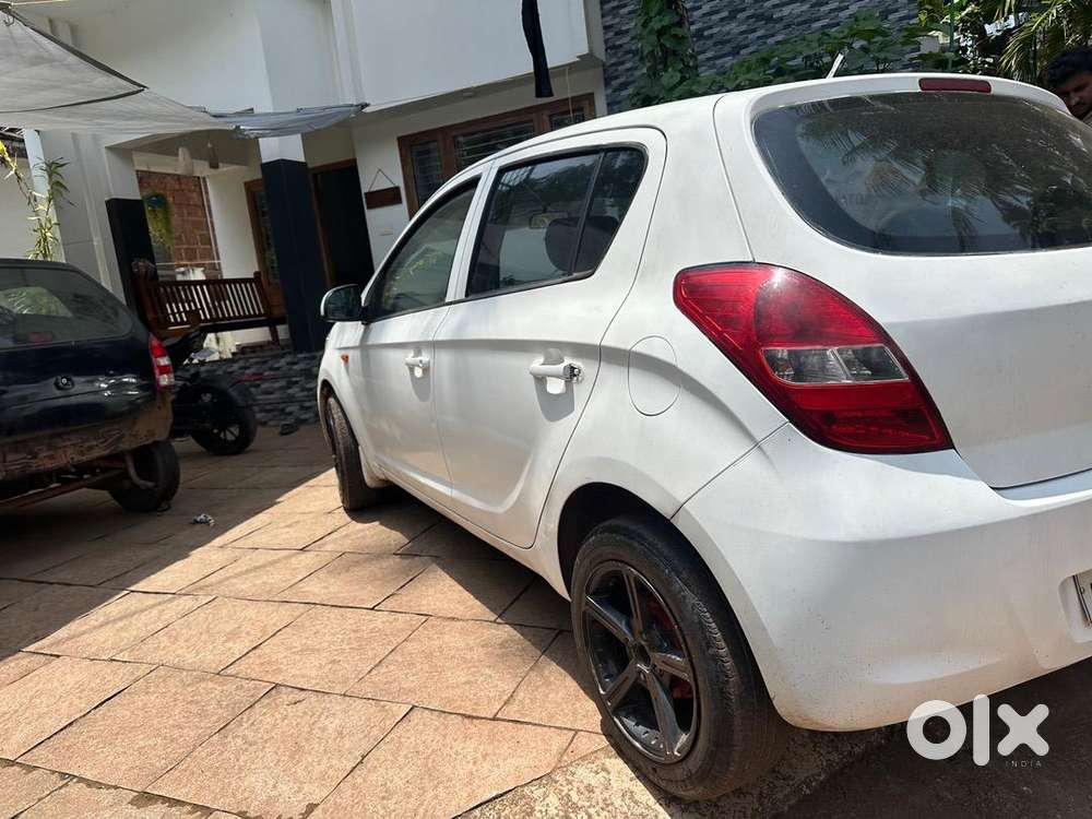 Hyundai Petrol Manual 2010 Car